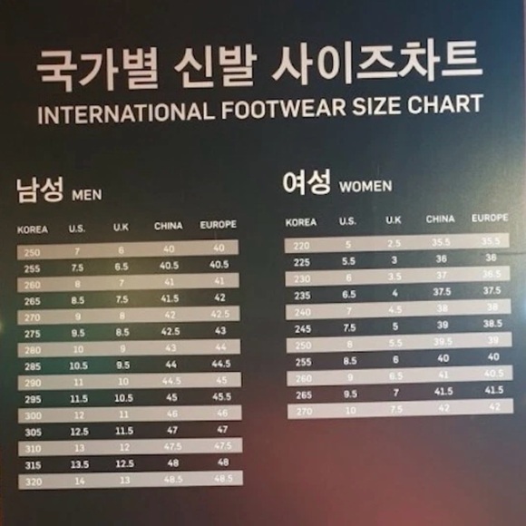 NIKE Men’s Air Zoom Vapor 11 in White DR6966-107 Size US 9 - Picture 14 of 15